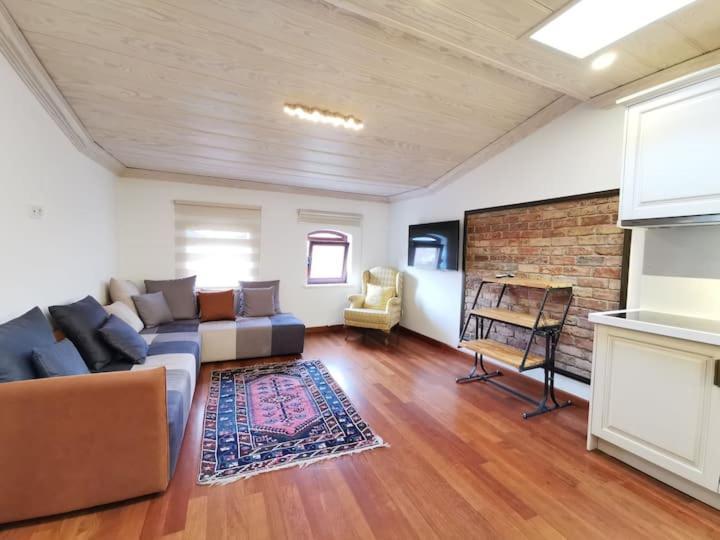 Apartament Ottobalat